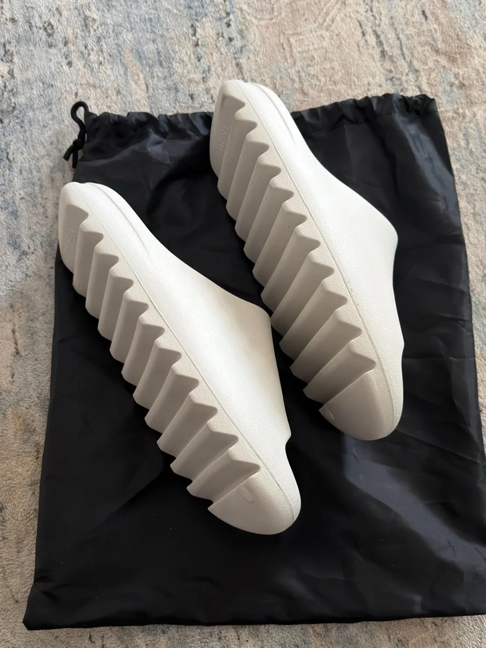 Yeezy Slide Sandals - White